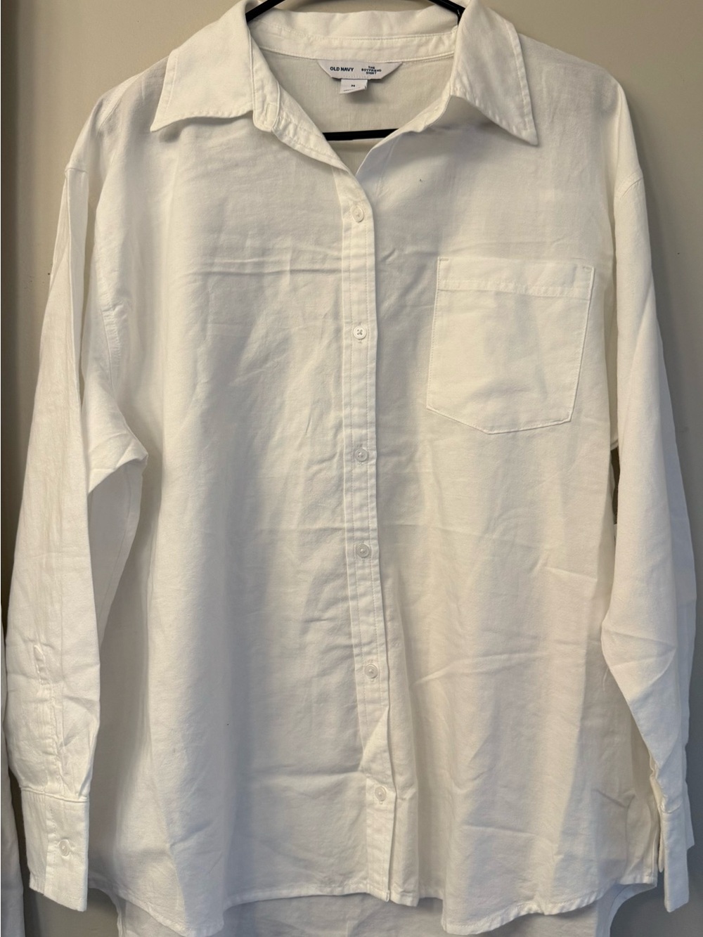 Old Navy White Men's Long-Sleeve Button-Up Shirt